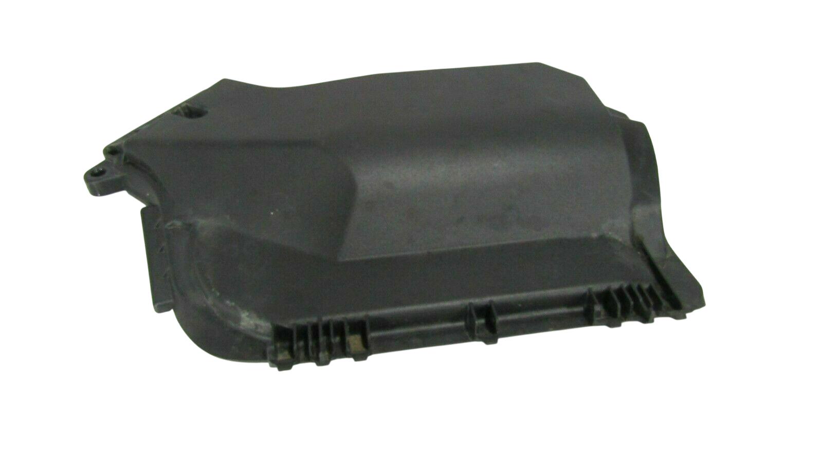 Audi A4 (B9) Блок предохранителей крышка AUDI A4 Fuse Box Cover

VIN: WAUZZZ8KXEA148873