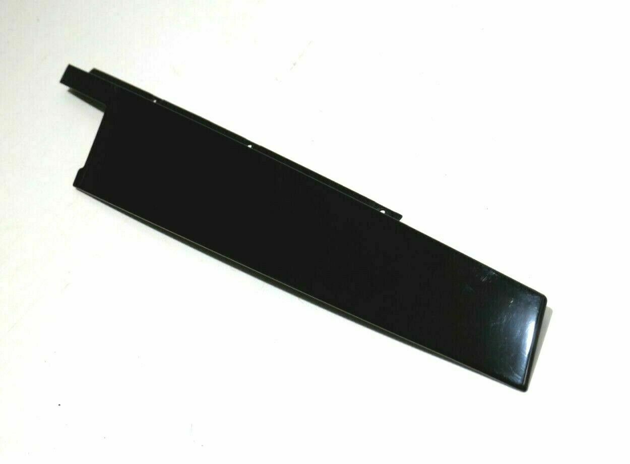 Mercedes-Benz SLS AMG (C197) Front door glass trim molding Mercedes-benz AMG Front door glass trim molding...