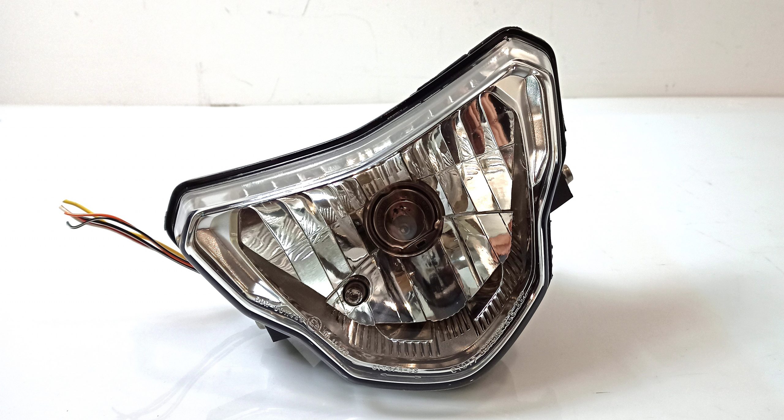 BMW 2 Tourer (U06) EXMAESTRO OTHER BMW R EXMAESTRO OTHER OEM 63128546522

Part cod...