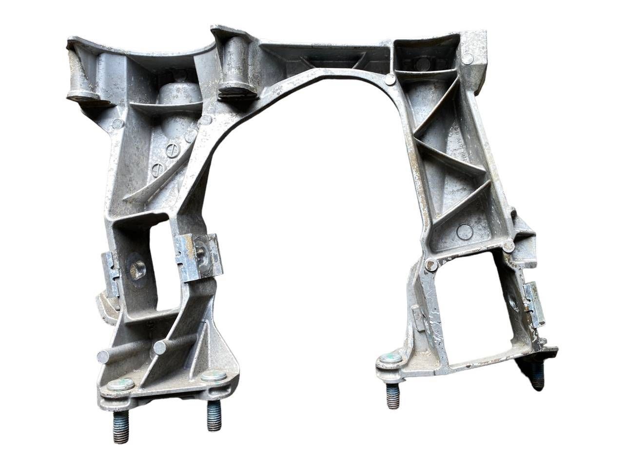 Porsche Cayman (981) Rear subframe Porsche CAYMAN Rear subframe OEM 3115104

Part ...