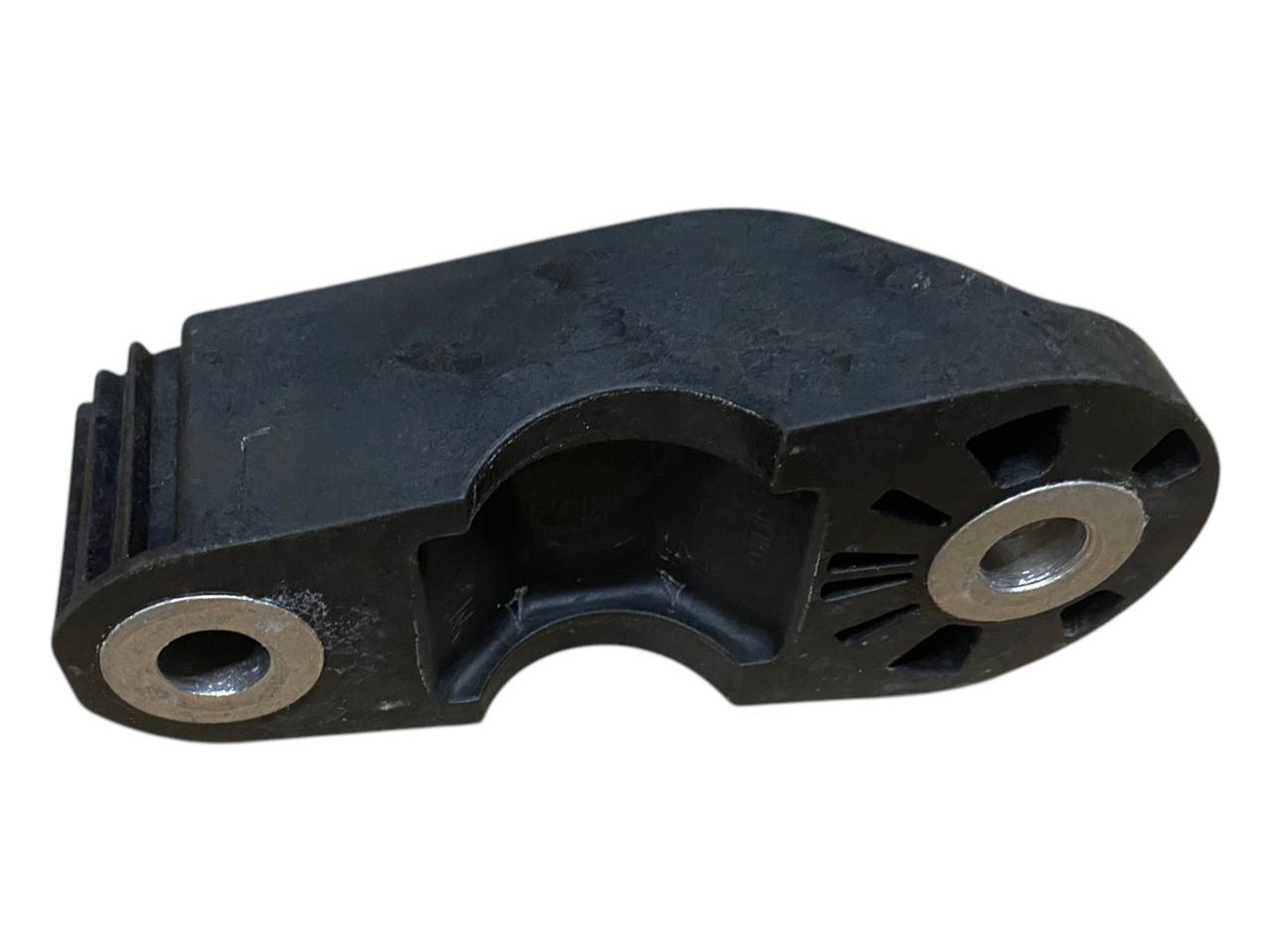 BMW 5 / i5 (G60 / G61) Sway bar bush bracket, front BMW 5 Sway bar bush bracket, front OEM 31356898...