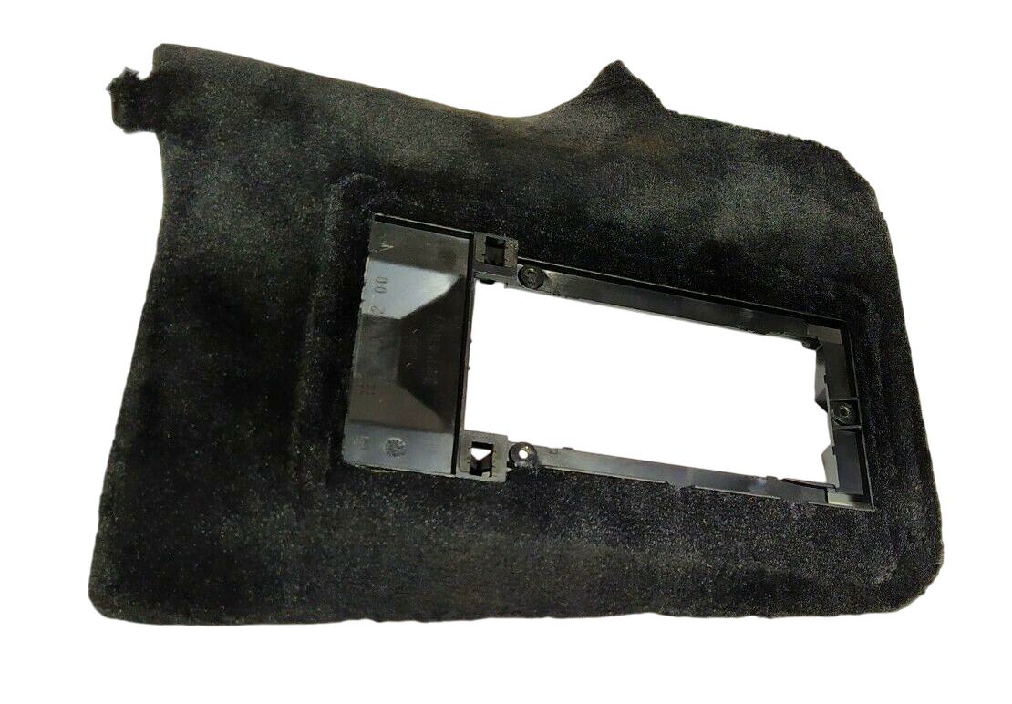 Porsche Cayman (981) Sulakerasian kansi Porsche CAYMAN Fuse Box Cover OEM 9975511

Part...