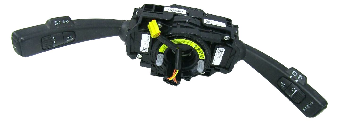 Volvo XC60 Wiper and turn signal indicator stalk/switch Volvo XC60 wiper and turn signal indicator stal...