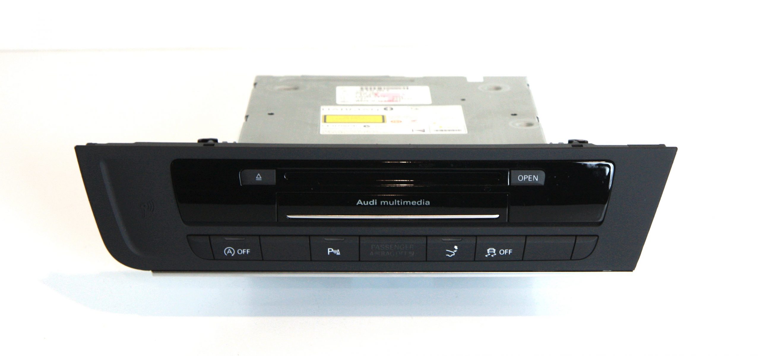 Audi A6 (C9) Radio/CD/DVD/GPS head unit AUDI A6 Radio/CD/DVD/GPS head unit