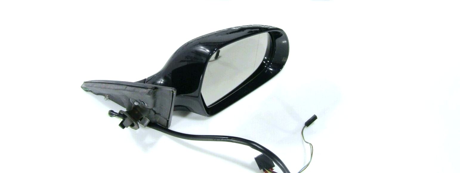 Audi A4 (B9) Front door electric wing mirror AUDI A4 front door electric wing mirror

VIN: W...