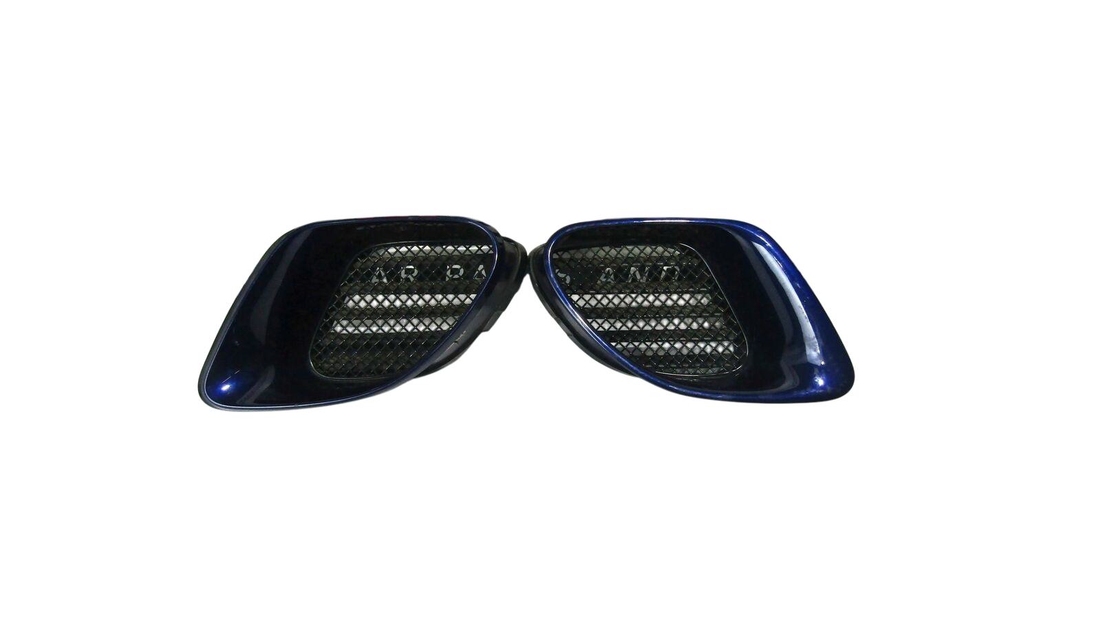 Porsche Boxster (981) Fender grille Porsche BOXSTER fender grille OEM 0456102

Part...