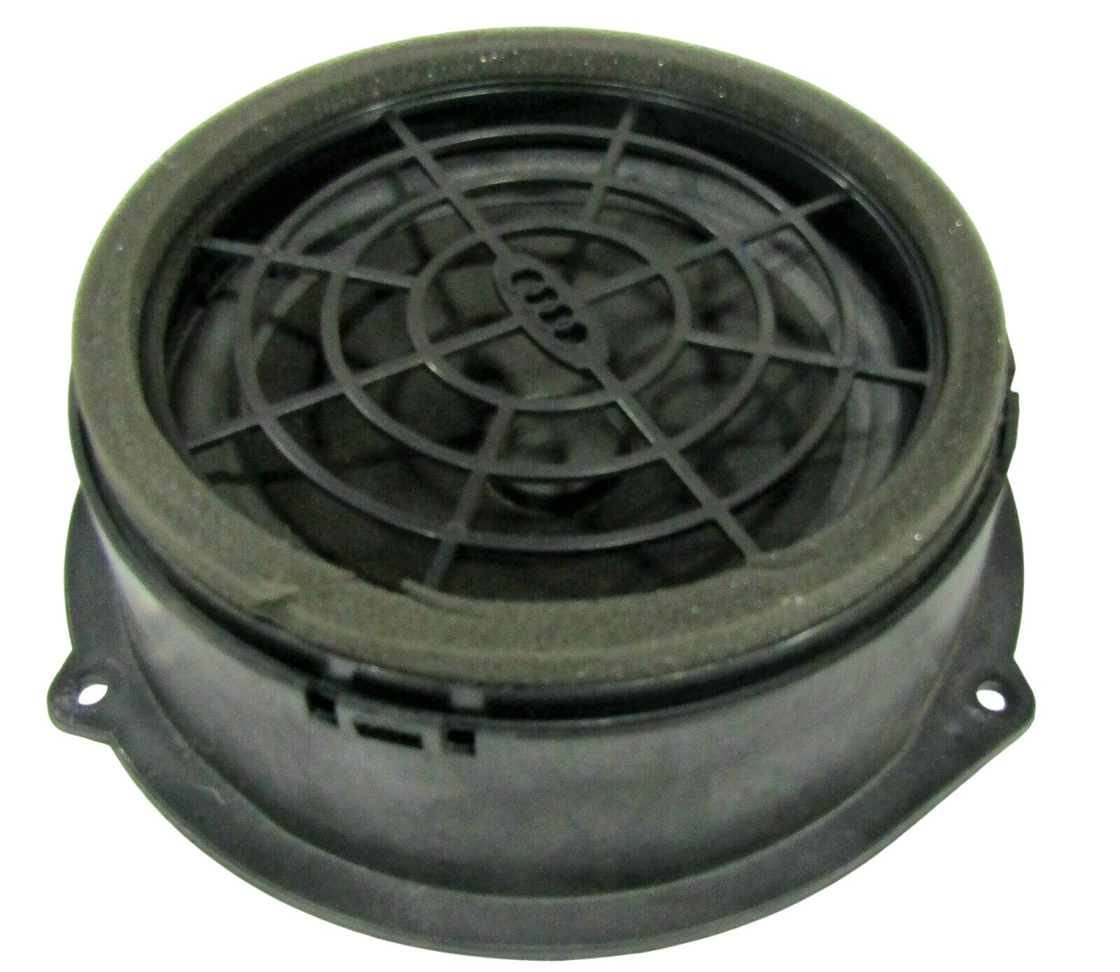 Audi A4 (B9) Front door speaker AUDI A4 Front door speaker

VIN: WAUZZZ8KXEA148873