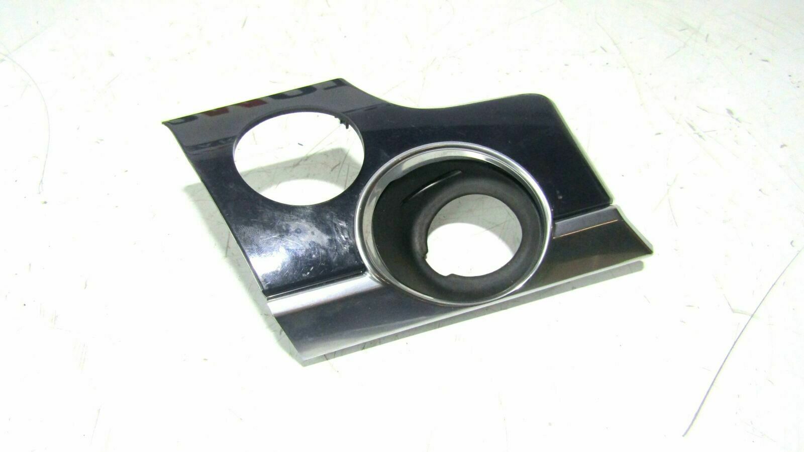Porsche Panamera Panel trim Porsche PANAMERA Panel trim OEM 5238100

Part c...