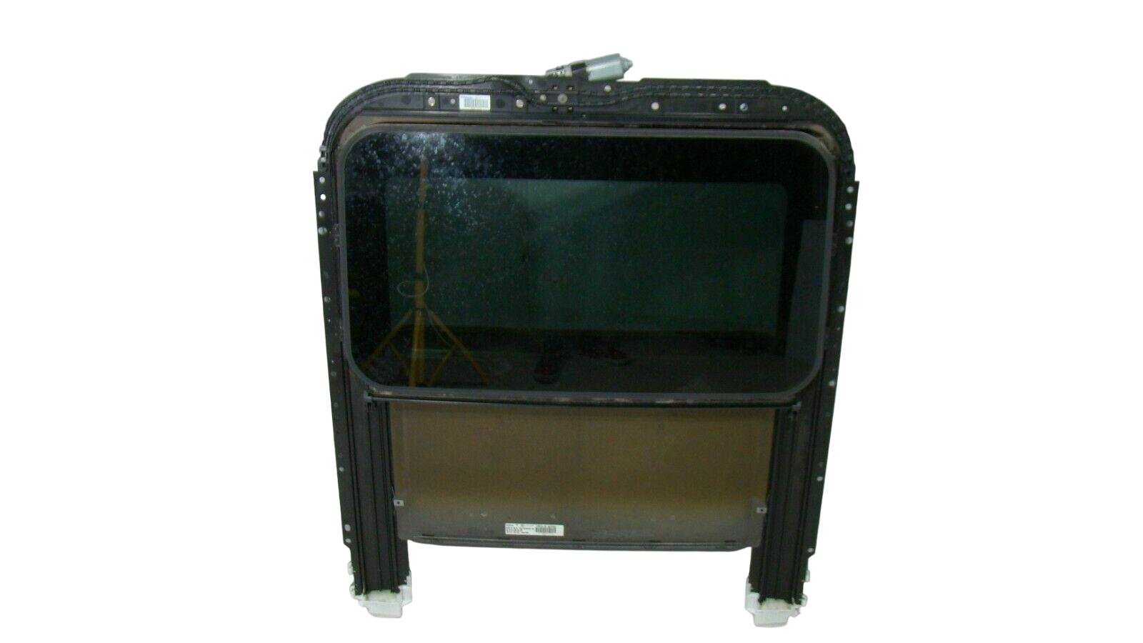 Porsche Cayenne Sunroof glass Porsche CAYENNE Sunroof glass OEM 0310101

Part...