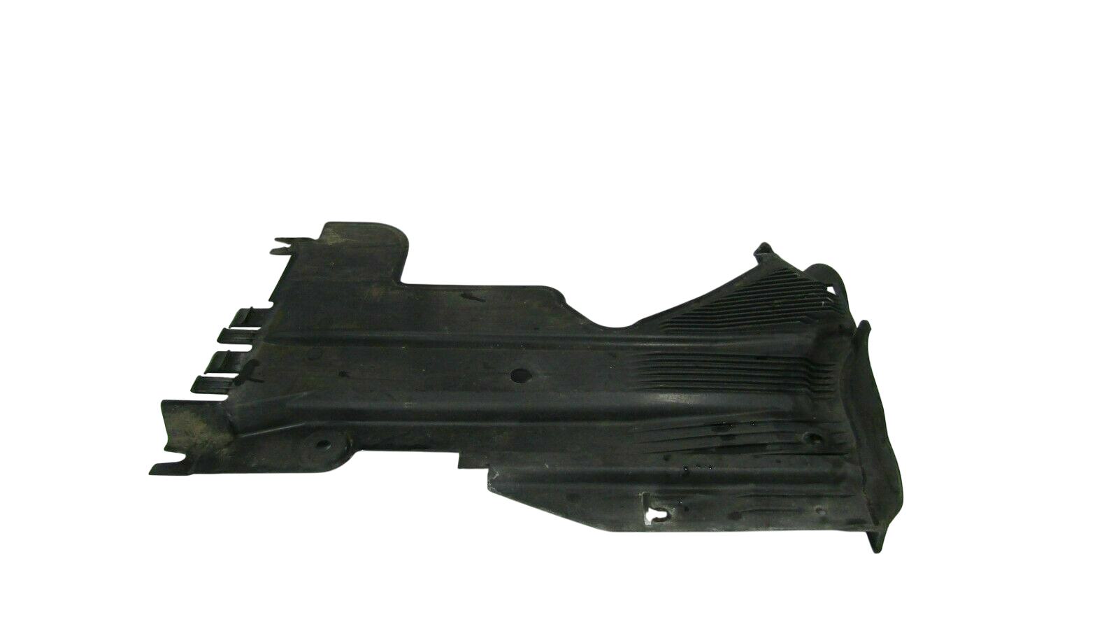 Audi A4 (B9) Center/middle under tray cover AUDI A4 Center/middle under tray cover

VIN: WA...