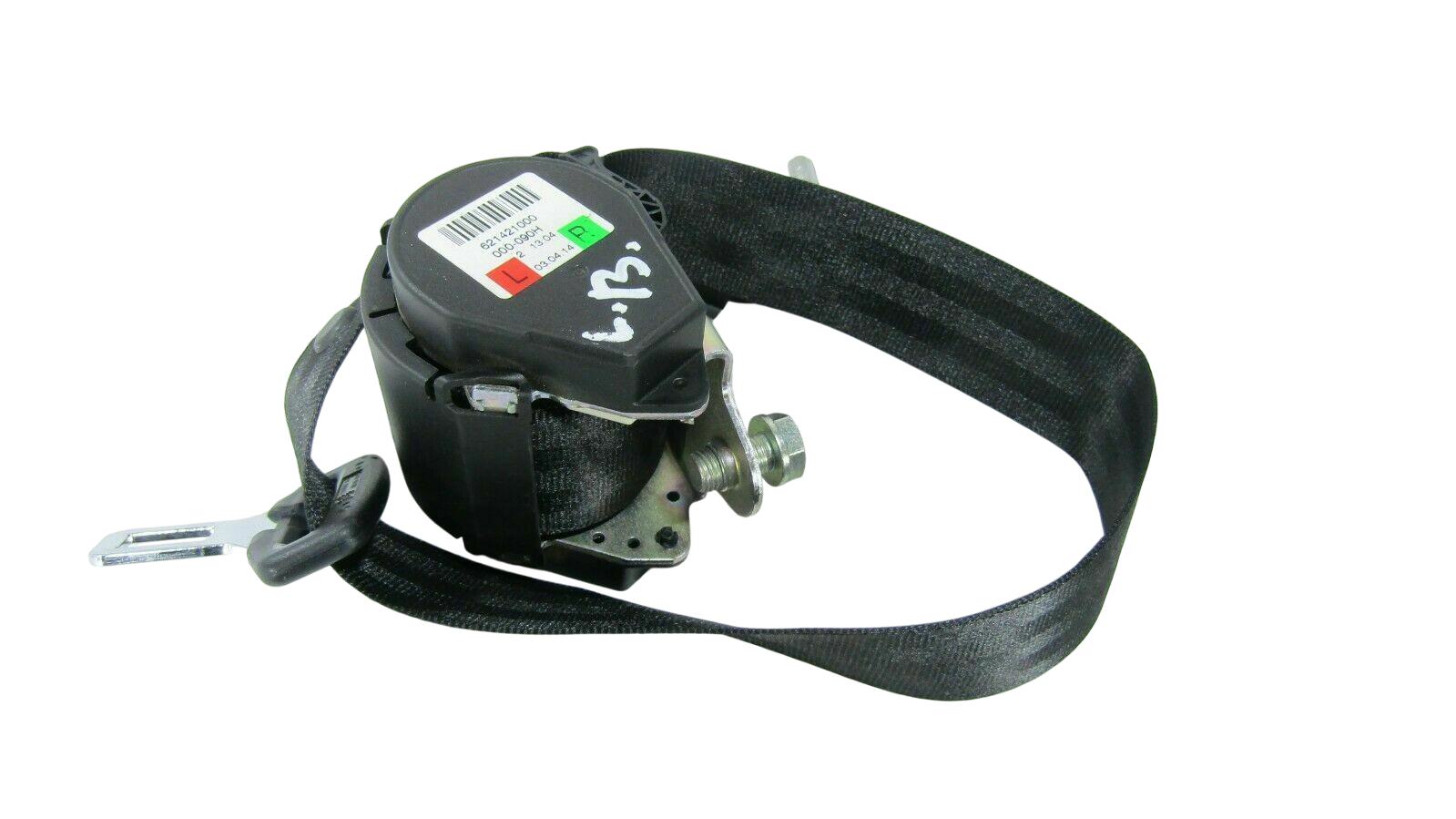 Audi A4 (B9) Rear seatbelt AUDI A4 Rear seatbelt

VIN: WAUZZZ8KXEA148873