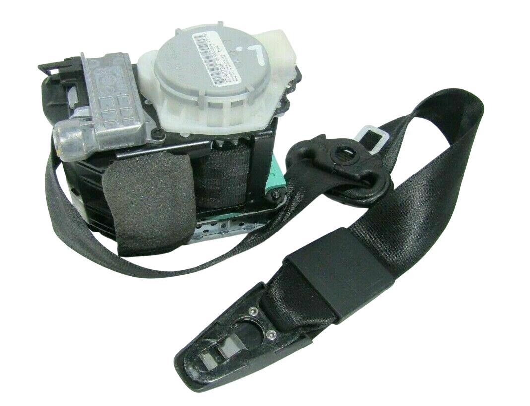 Audi A4 (B9) Front seatbelt AUDI A4 Front seatbelt

VIN: WAUZZZ8KXEA148873