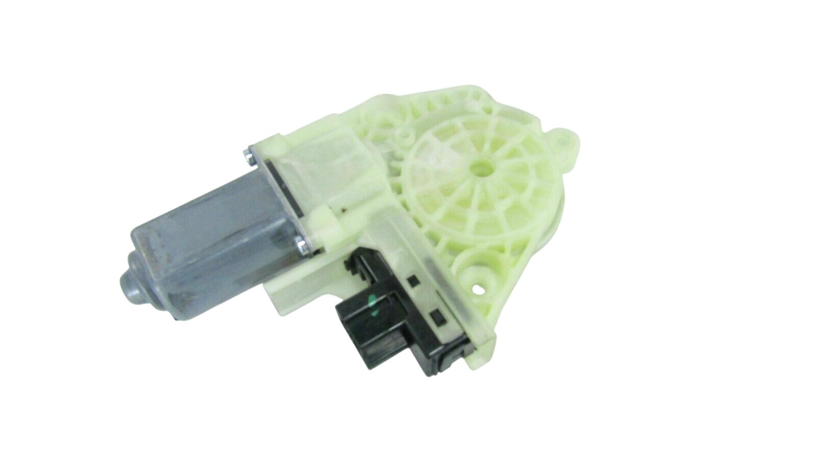 Porsche Panamera Rear door window regulator motor Porsche PANAMERA Rear door window regulator mot...