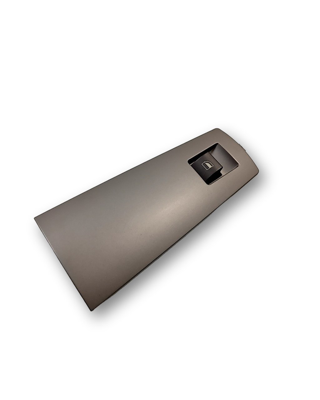BMW 7 / i7 (G70) Front door window switch trim