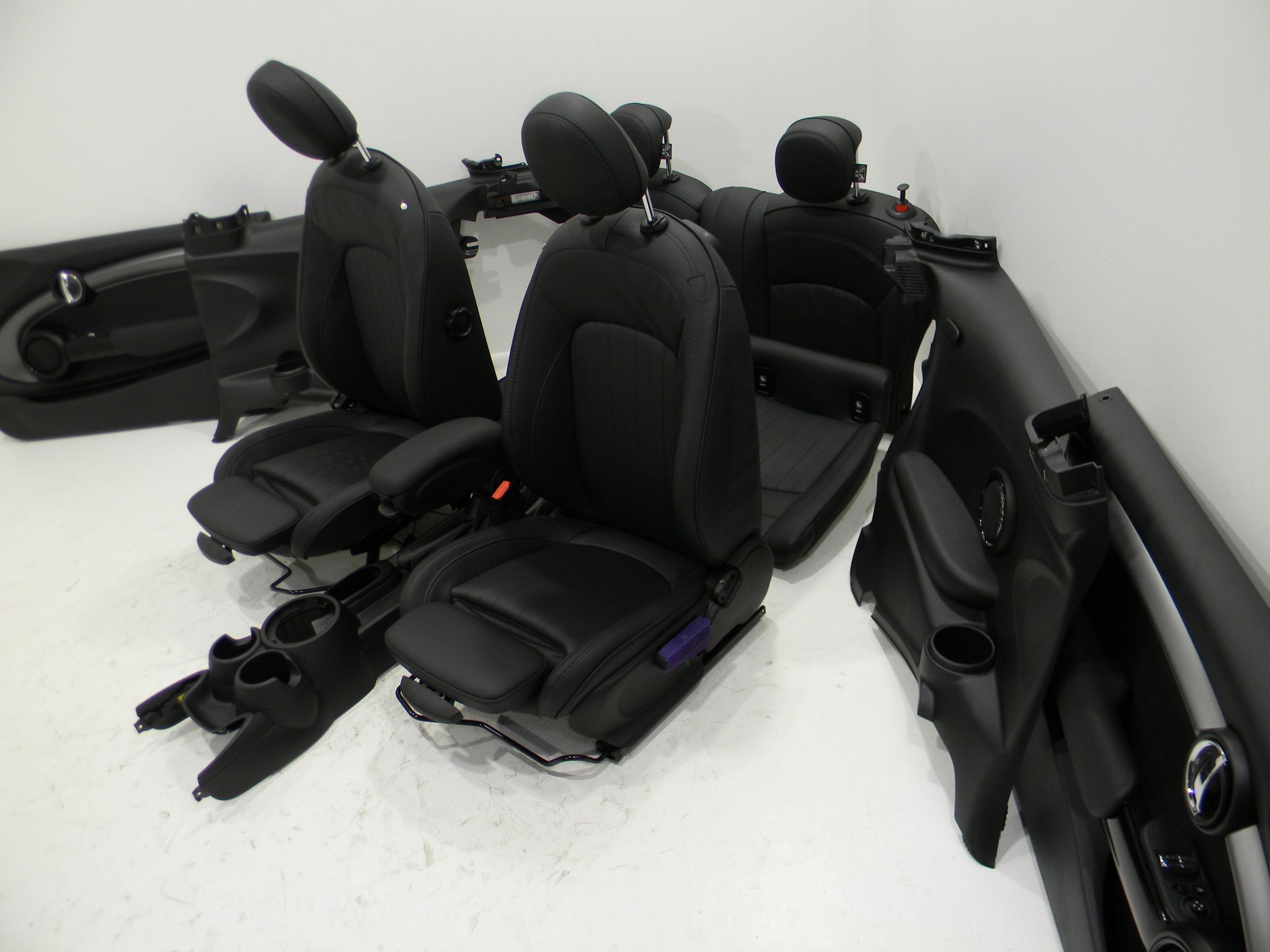 BMW 5 / i5 (G60 / G61) MINI LederSitze / LeatherSeat