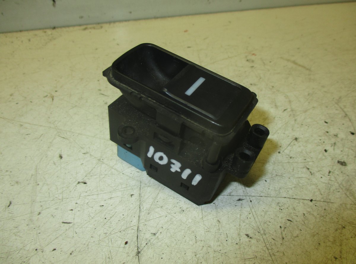 Honda Accord (USA) Front Right Electric Window Switch HONDA ACCORD VII (CM, CN) (2003-2008) Front Rig...