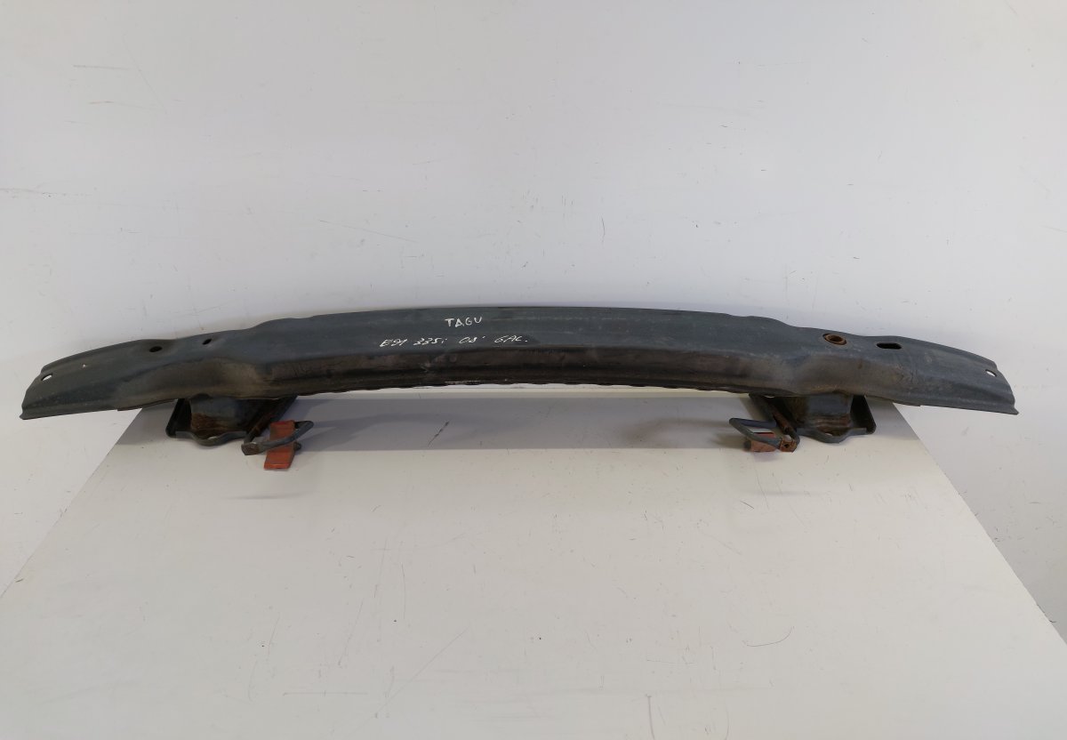 BMW 3 (E90 / E91 / E92 / E93) задний бампер, штифт BMW 3 (E90, E91, E92, E93) (2005-2011) Rear bum...