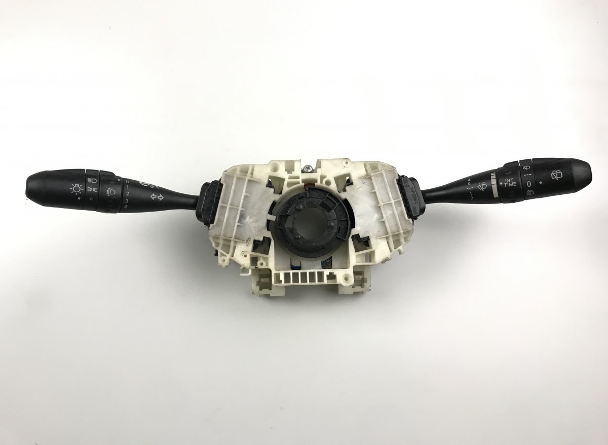 Mitsubishi Colt Indicator + wiper switch (stalk) MITSUBISHI COLT VI (Z30, Z20) (2002-2013) Indic...