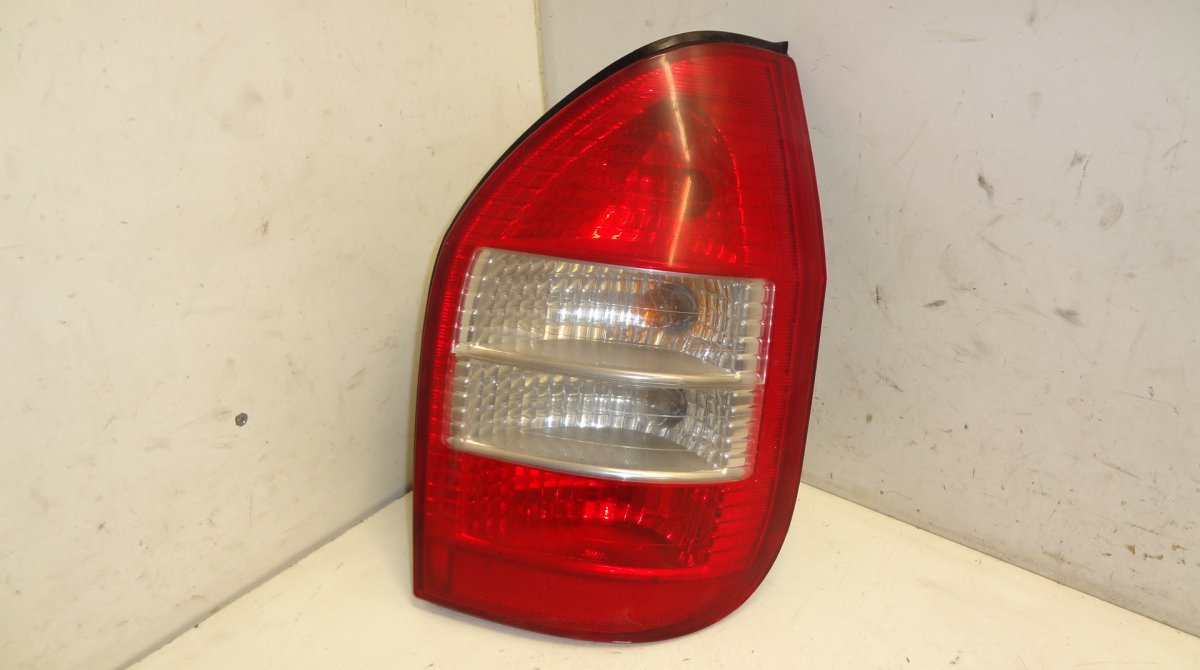 Opel Zafira (A) Tail light, right OPEL ZAFIRA A (1999-2005) Tail light, right 622...
