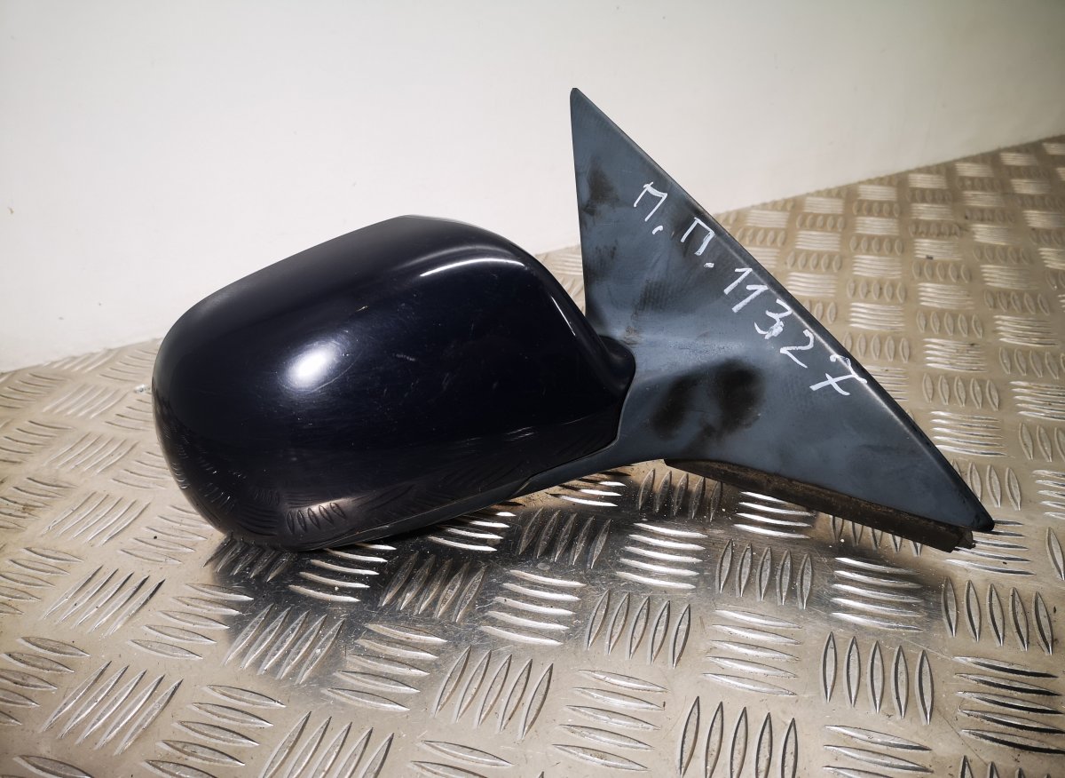Audi A6 (C5) Right mirror AUDI A6 / A6 ALLROAD (C5) (1997-2005) Right mir...