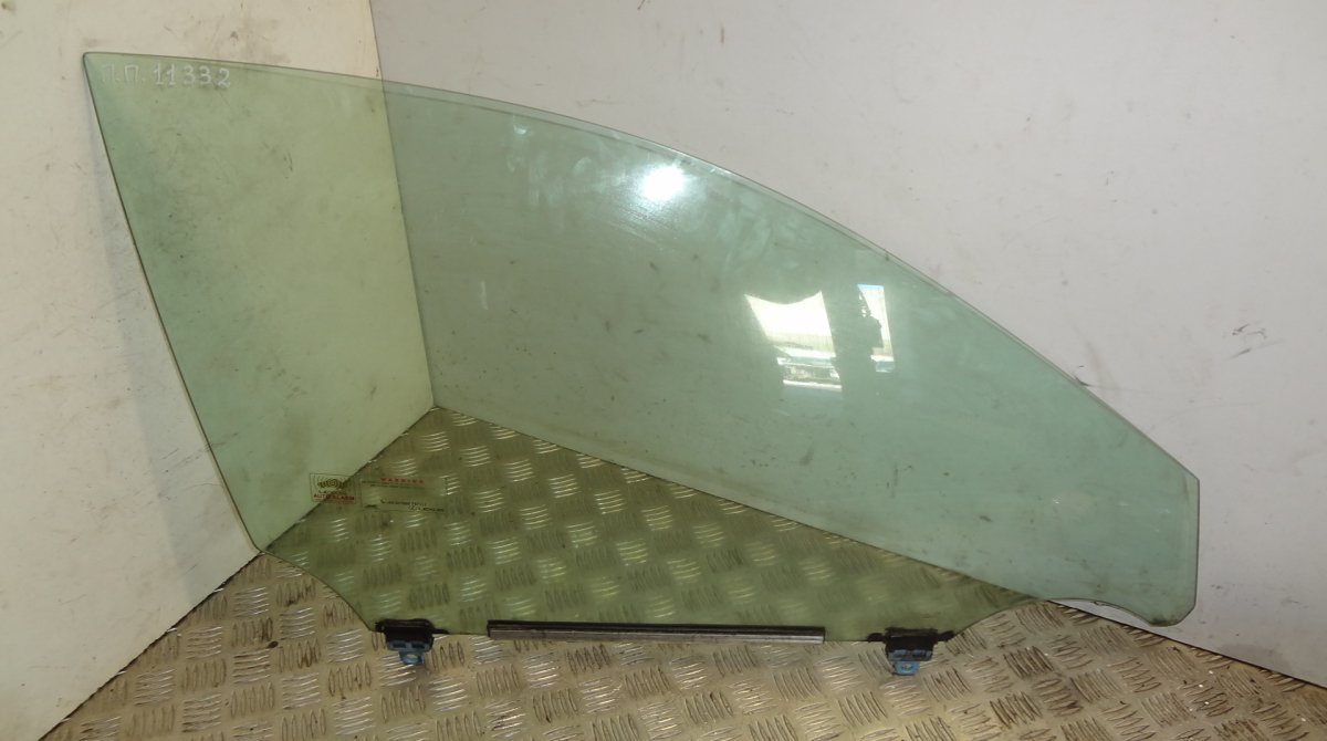 Lexus IS Front right door window glass LEXUS IS II (XE20) (2005-2013) Front right door...