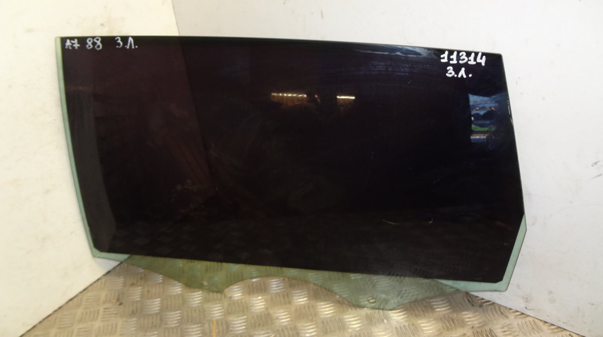 Audi Q7 (4L) Rear left door window glass AUDI Q7 (4L) (2006-2015) Rear left door window ...