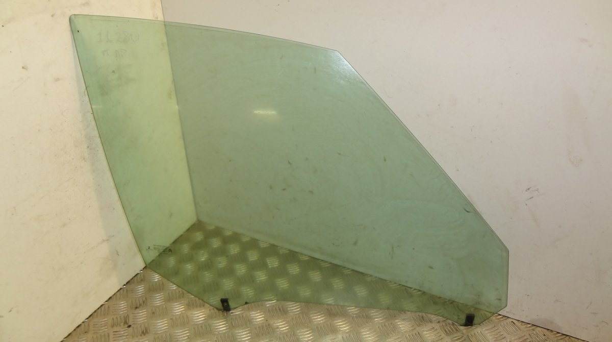 Citroen C4 Picasso Front right door window glass CITROËN C4 Picasso I (UD, UA) (2006-2013) Front...