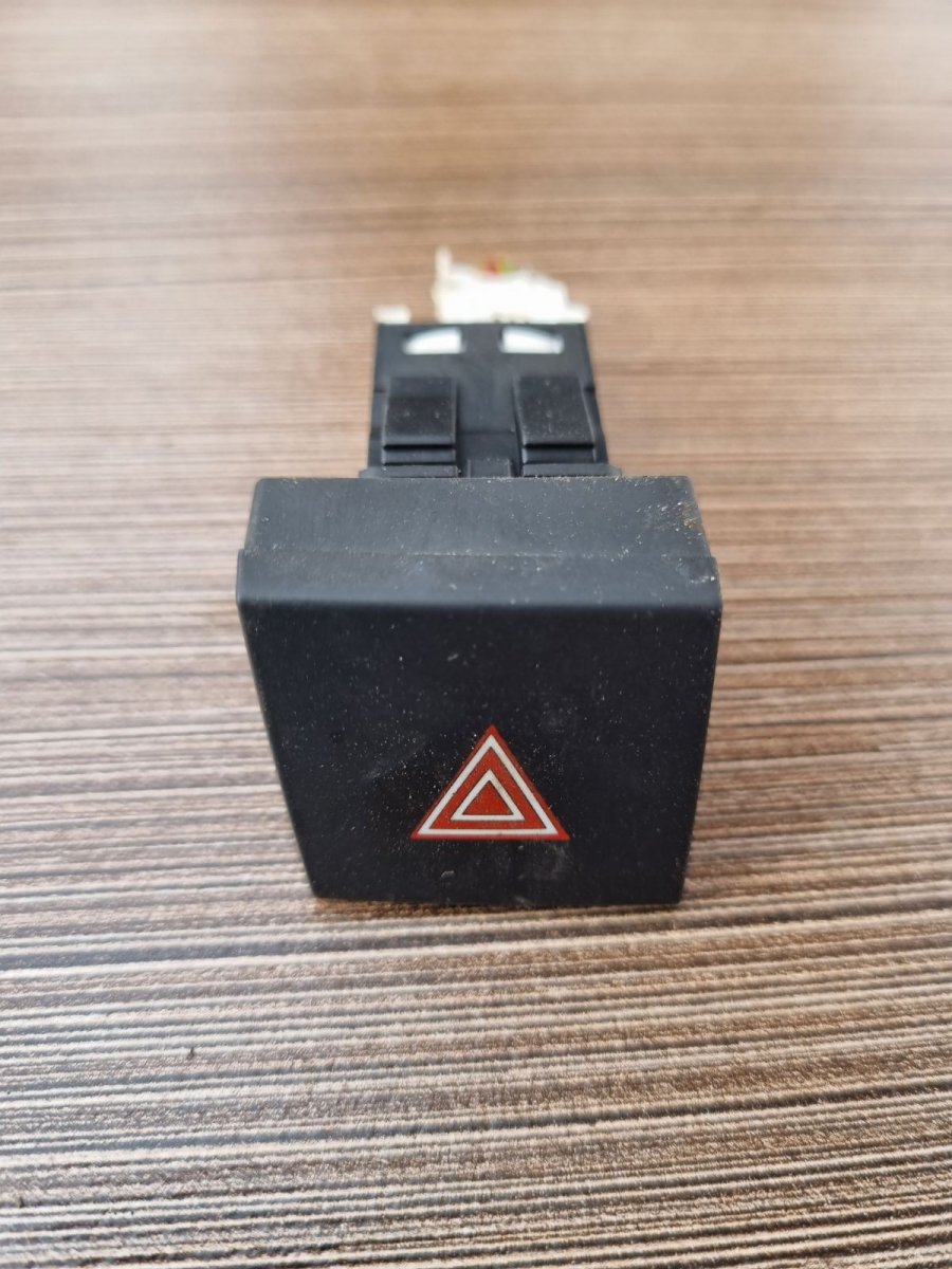 Peugeot 508 Hazard switch PEUGEOT 508 I (W23) (2010-2018) Hazard switch 9...