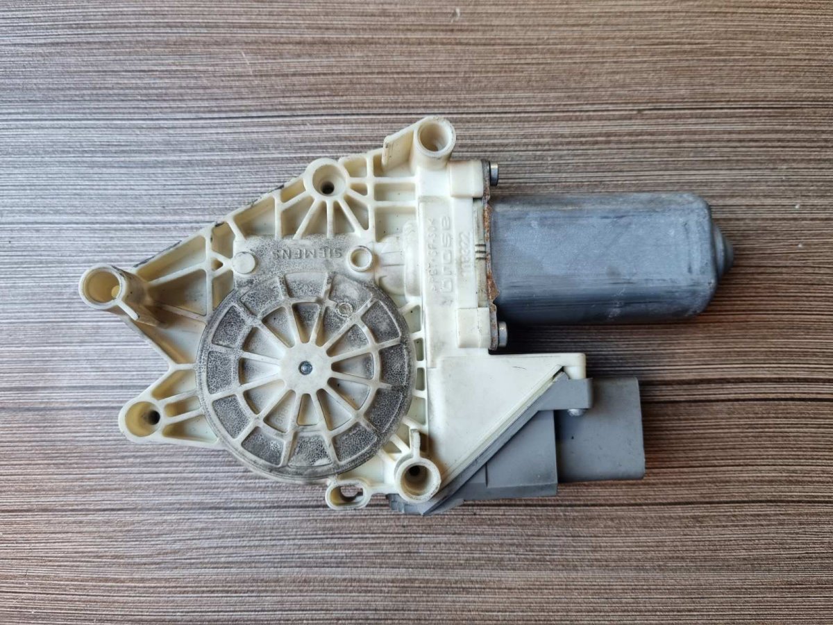 Peugeot 607 Front Left Window Regulator Motor PEUGEOT 607 (9D, 9U) (2000-2010) Front Left Win...