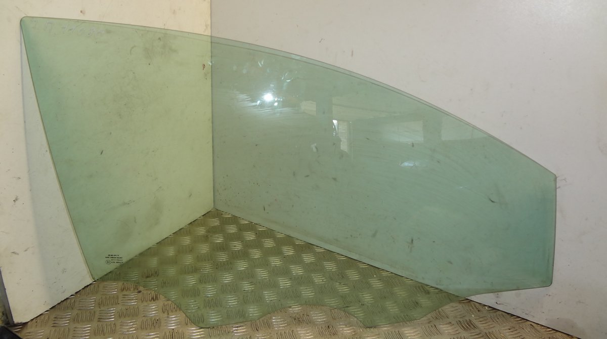 Seat Altea Front right door window glass SEAT ALTEA (5P) (2004-2015) Front right door wi...