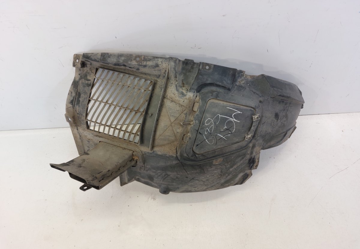 BMW 5 (F10 / F11) Front Right Fender Inner Liner