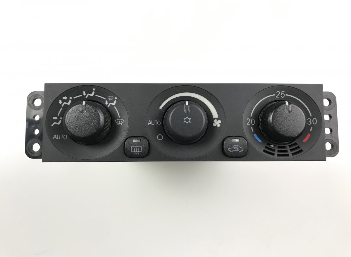 Mitsubishi Pajero Heater control panel Heater control panel — MITSUBISHI PAJERO III (V...