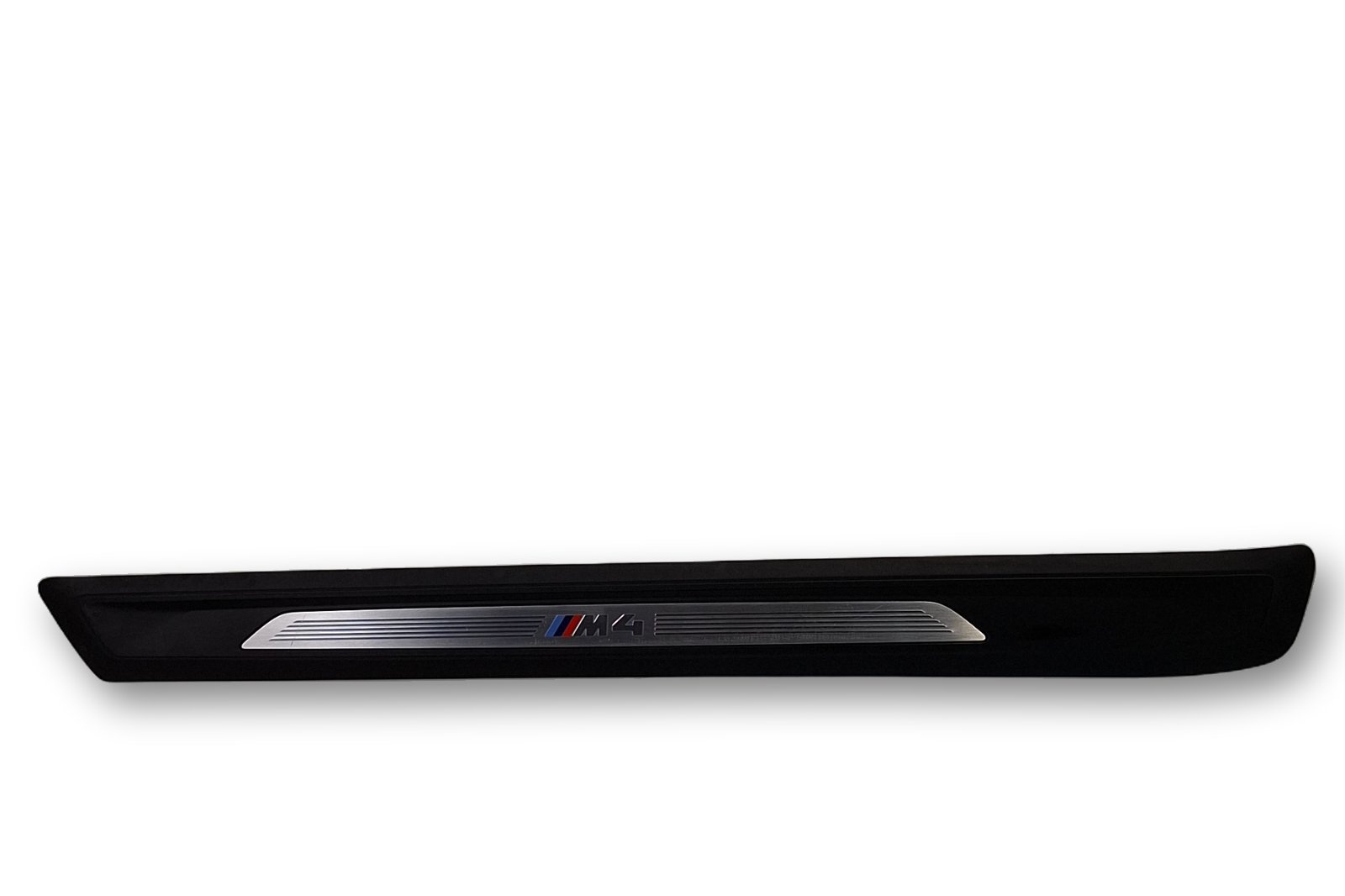 BMW 4 (G22 / G23 / G26)  Front sill trim cover BMW 4' F82 M4 Front sill trim cover
