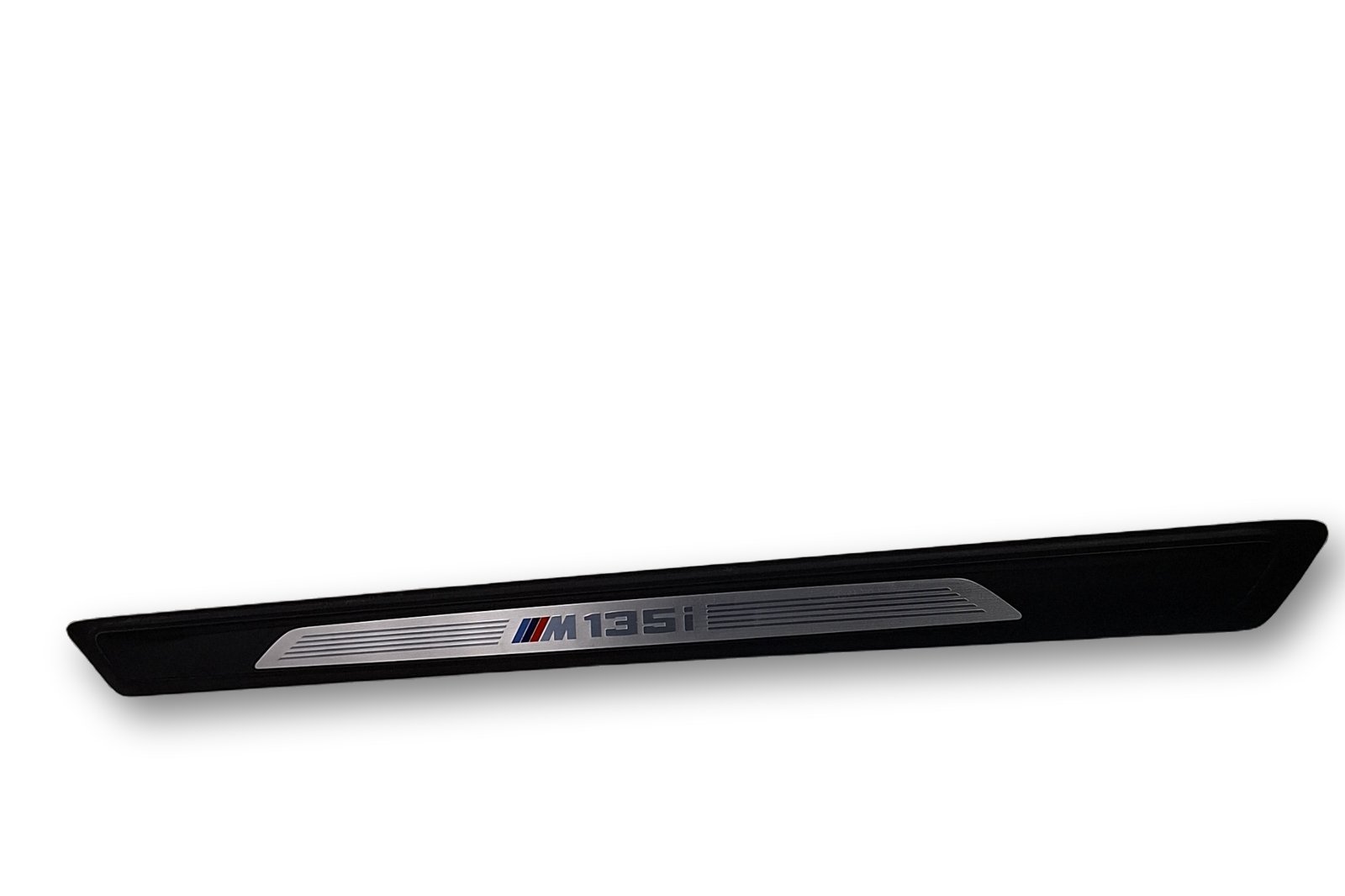 BMW 1 (F20 / F21) sill trim set (inner) BMW 1' F21 sill trim set (inner) OEM 8055527

P...