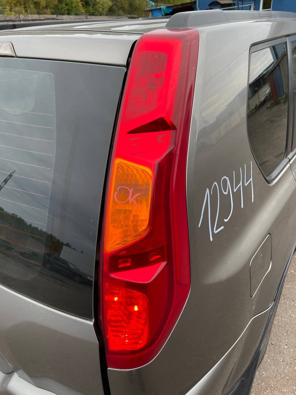 Nissan X-Trail Right Rear Light Right rear light — NISSAN X-TRAIL (T31) (2007-2...