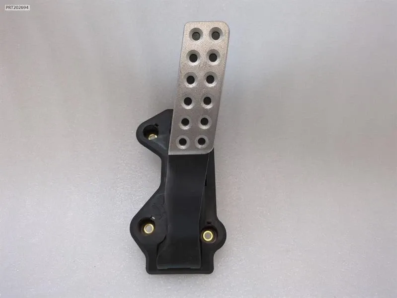 Accelerator throttle pedal Brand/Model: FERRARI SF90
Year: 2023
Engine: 39...