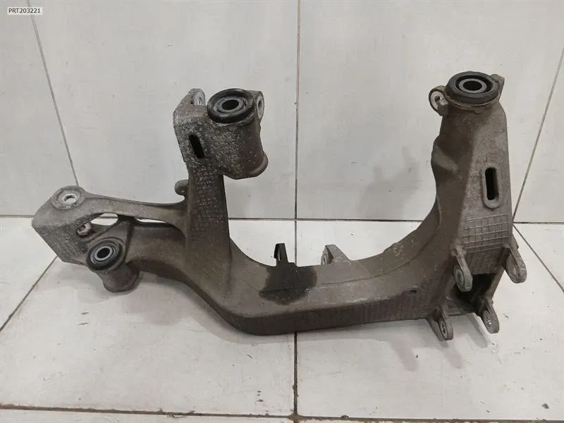 Porsche 911 (997) Rear subframe Rear subframe — PORSCHE 911 (997) (2004-2013) —...