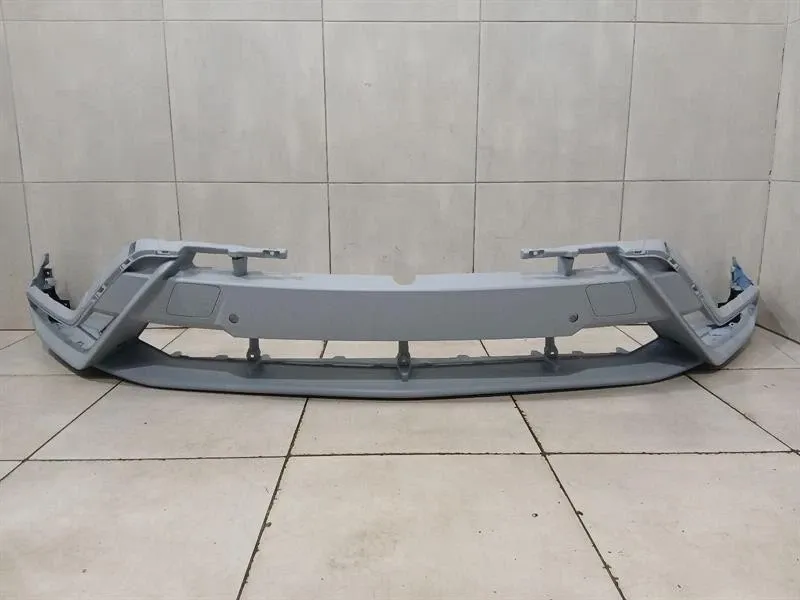 front bumper Brand/Model: LAMBORGHINI URUS
Year: 2021
Engine...