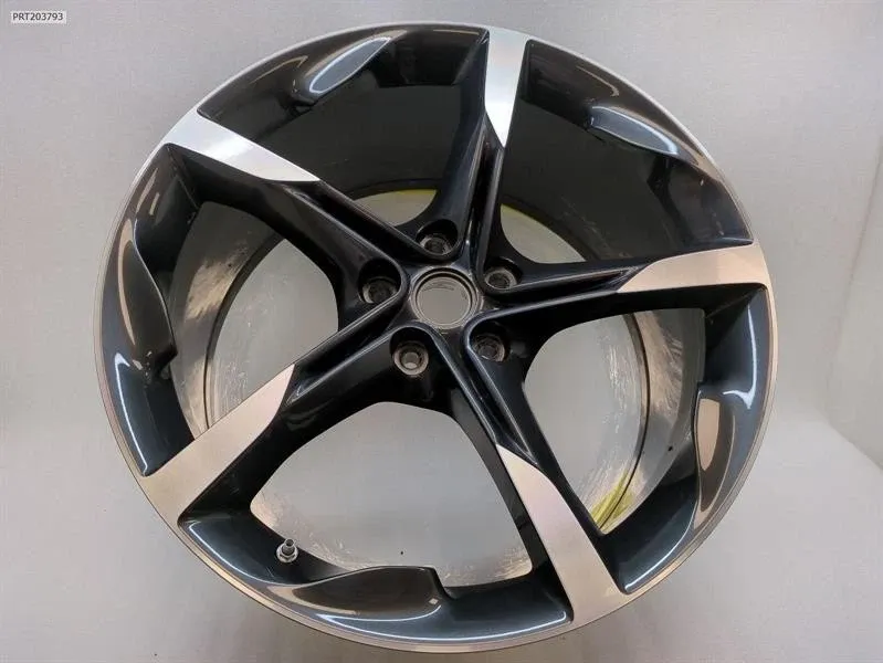 Alloy Wheel Brand/Model: FERRARI SF90
Year: 2023
Engine: 39...