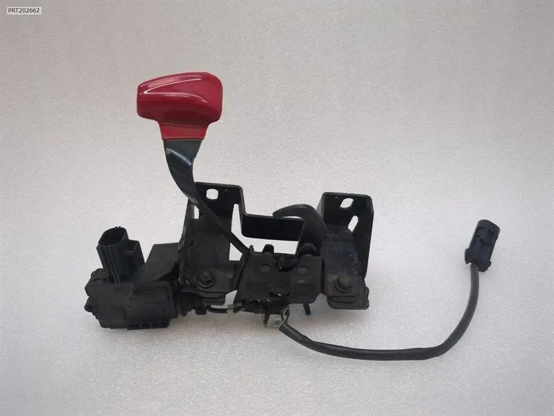 Bonnet Latch Brand/Model: FERRARI SF90
Year: 2023
Engine: 39...