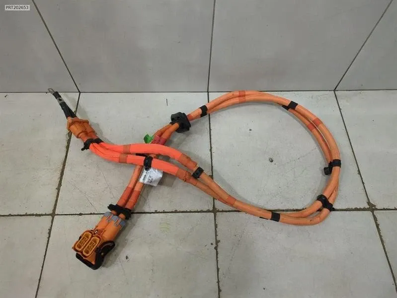 Wiring Loom Brand/Model: FERRARI SF90
Year: 2023
Engine: 39...
