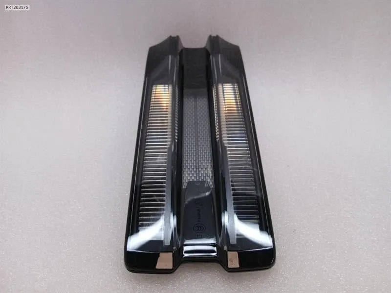 Porsche 911 (992) Stop Light Stop light — PORSCHE 911 (992) (2019-PRESENT) —...