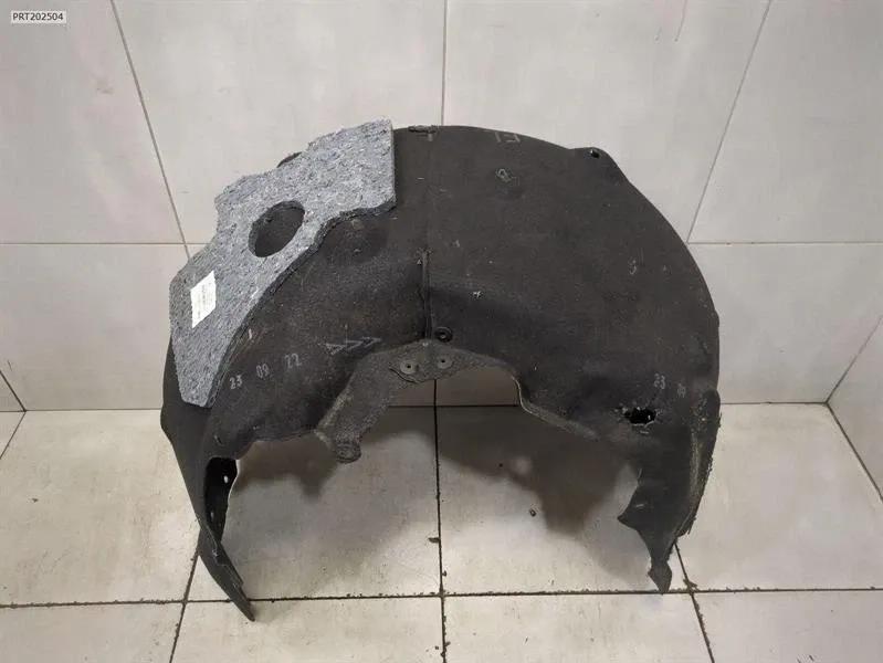 Wheel arch liner (plastic) Brand/Model: FERRARI SF90
Year: 2023
Engine: 39...