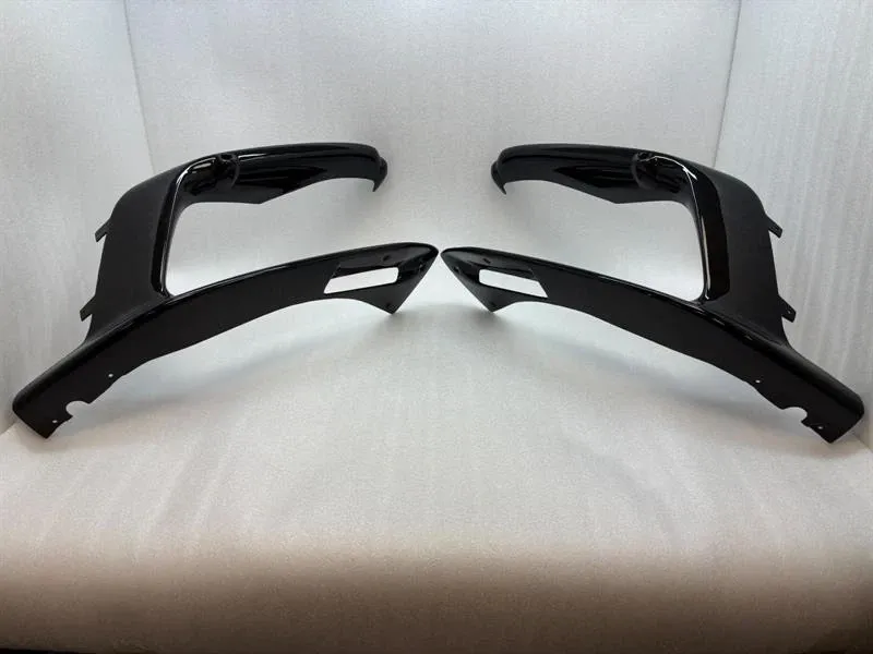 Bumper trim Brand/Model: FERRARI 12CILINDRI

Bumper trim — ...