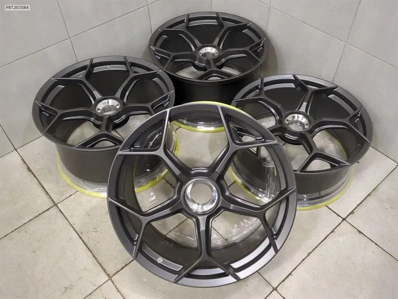 Alloy Wheel Set Brand/Model: LAMBORGHINI HURACAN
Year: 2018
Eng...