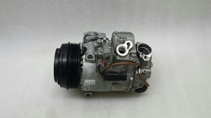 Mercedes-Benz A (W176) Air-conditioning compressor Air-conditioning compressor — MERCEDES-BENZ E-C...