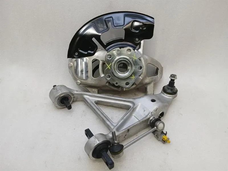 Left Front Hub Brand/Model: FERRARI ROMA
Year: 2023
Engine: 38...