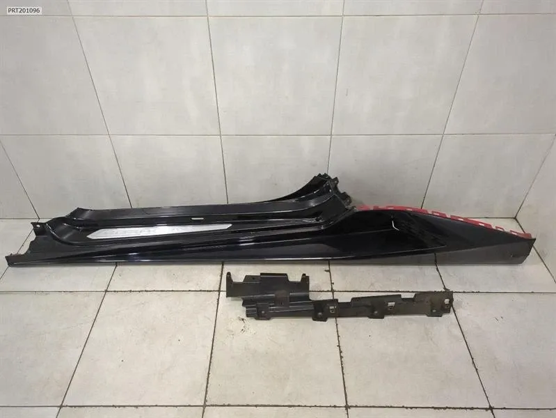 Side skirt Brand/Model: LAMBORGHINI HURACAN
Year: 2017
Eng...