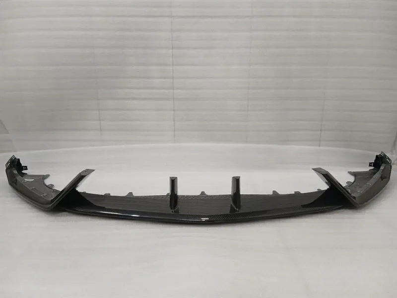 Front Spoiler Brand/Model: LAMBORGHINI URUS
Year: 2021
Engine...