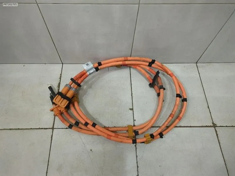 Wiring Loom Brand/Model: FERRARI SF90
Year: 2023
Engine: 39...